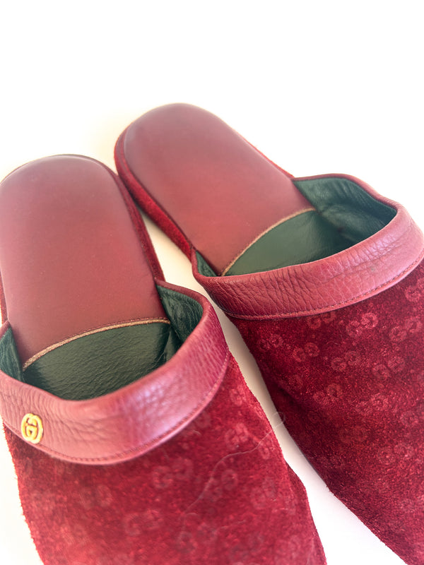 Vintage Gucci Burgundy Suede House Slippers, GG Embossed with Green Leather Lining - Made in Italy, EU 36 — view 7