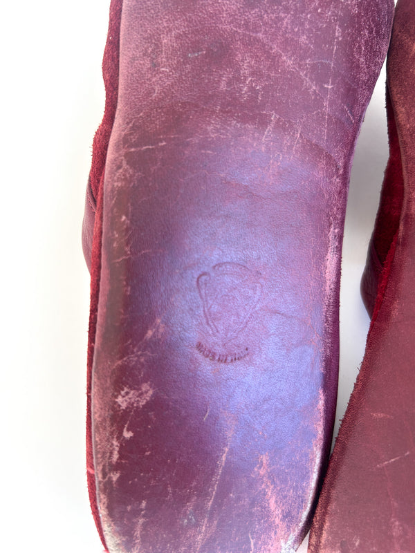 Vintage Gucci Burgundy Suede House Slippers, GG Embossed with Green Leather Lining - Made in Italy, EU 36 — view 4