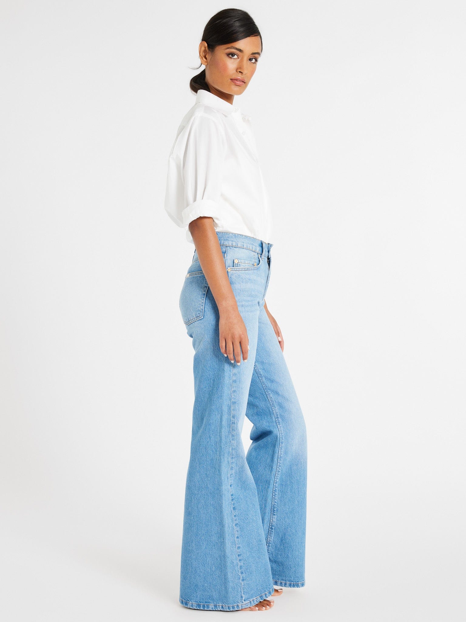 Ashton High Rise Wide Leg Flare Jean in Malibu – MILLE