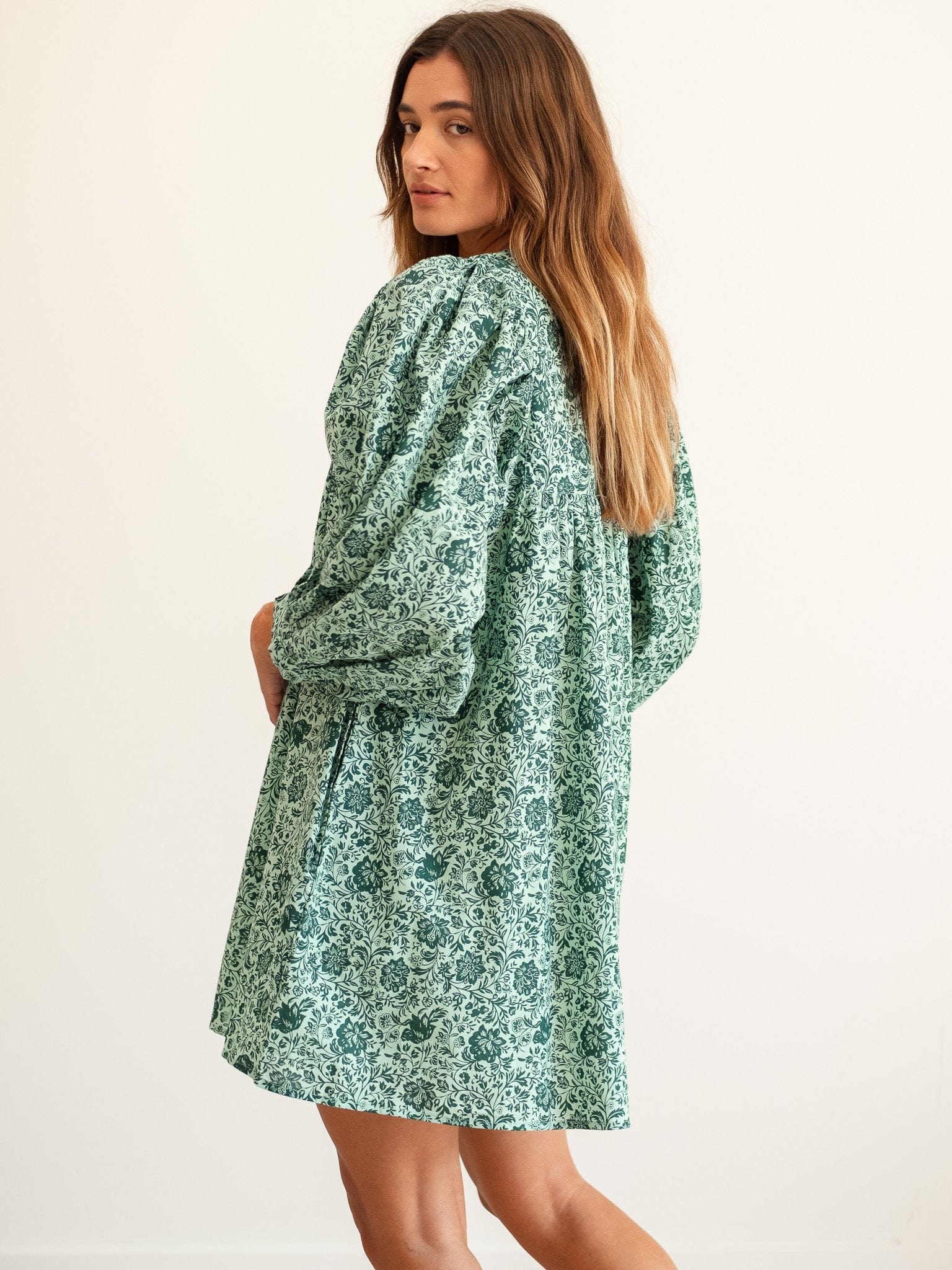 MILLE Clothing Daisy Dress in Jade Floral