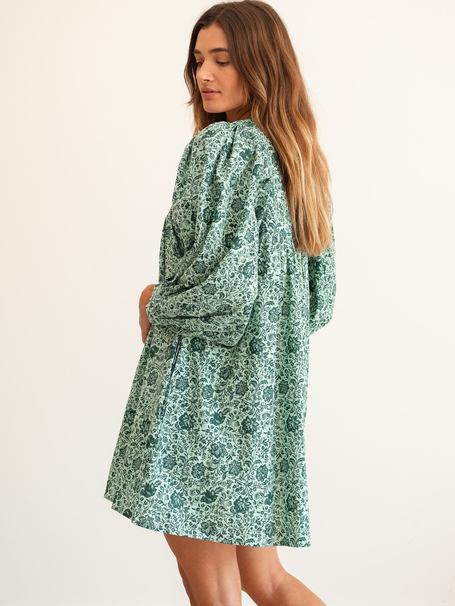 MILLE Clothing Daisy Dress in Jade Floral