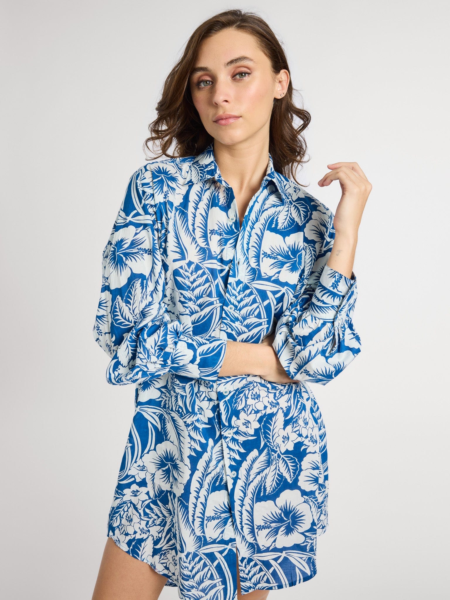 MILLE Holly Mini Dress in Blue Hibiscus M MILLE Holly Mini Dress in Blue Hibiscus M
