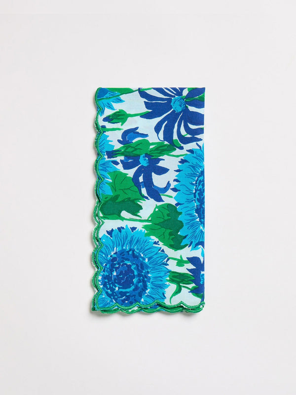 Scalloped Dinner Napkins, Set of 4 — view 9