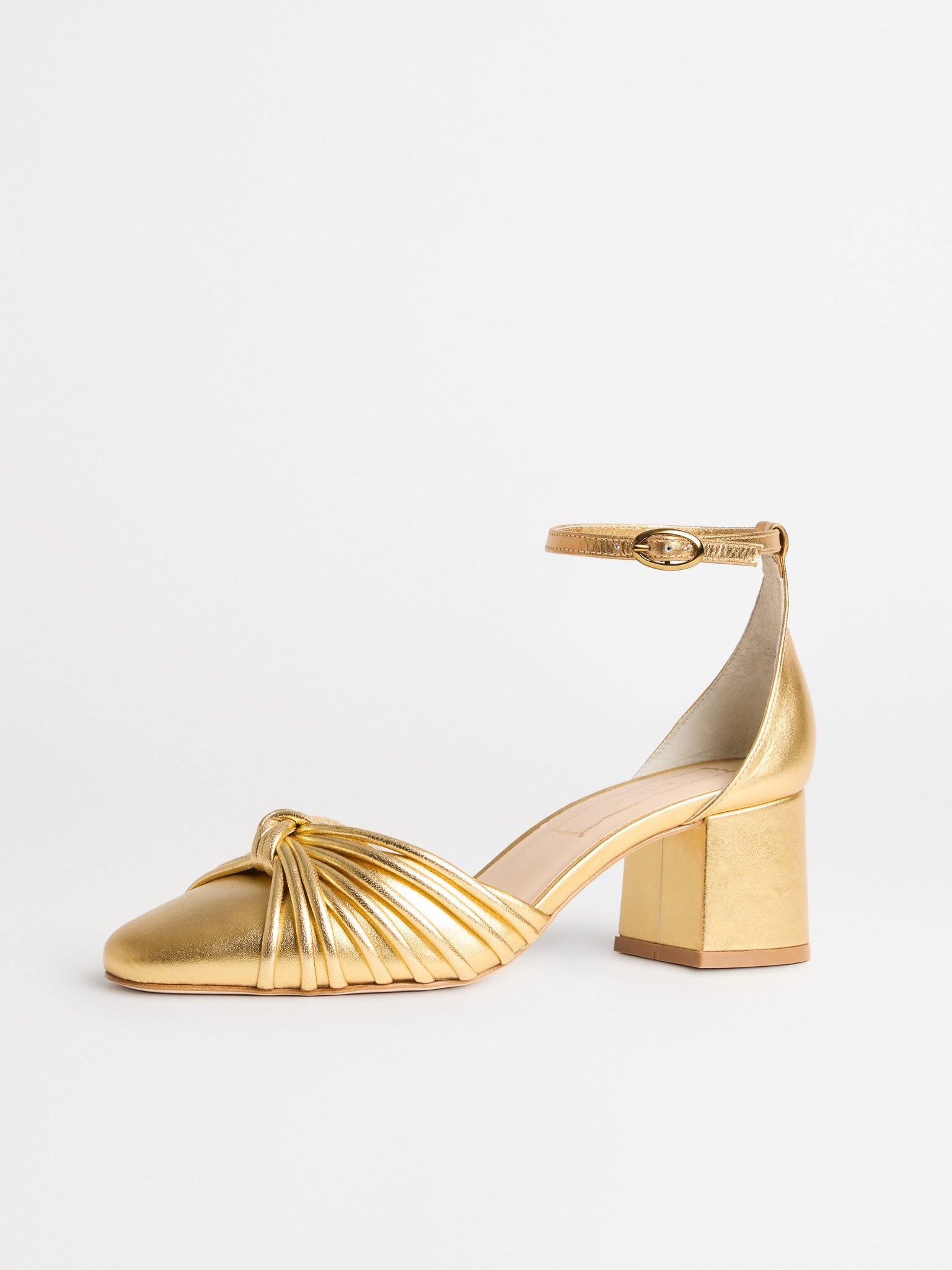 Zelda Block Heel in Gold – MILLE - Main Image