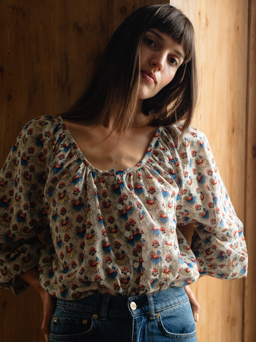 Aly Top in Cottage — alternate view
