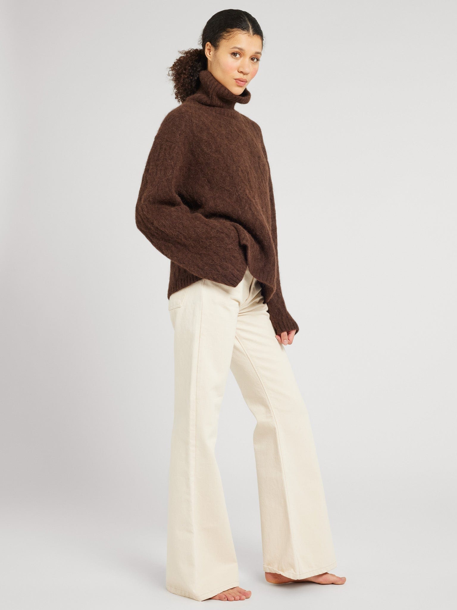 MILLE Clothing Annika Turtleneck in Cocoa