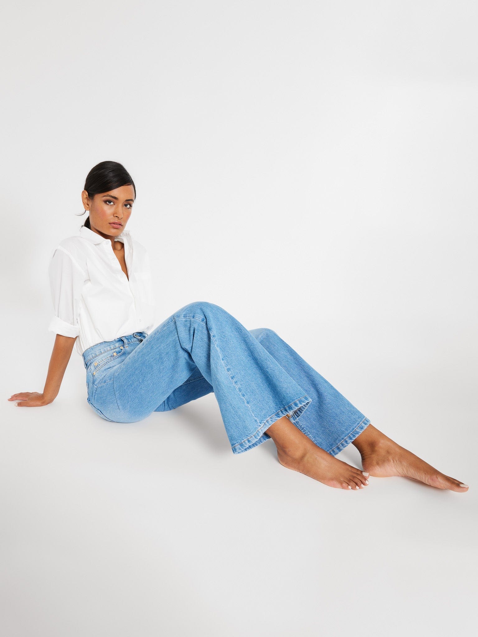 Ashton High Rise Wide Leg Flare Jean in Malibu – MILLE