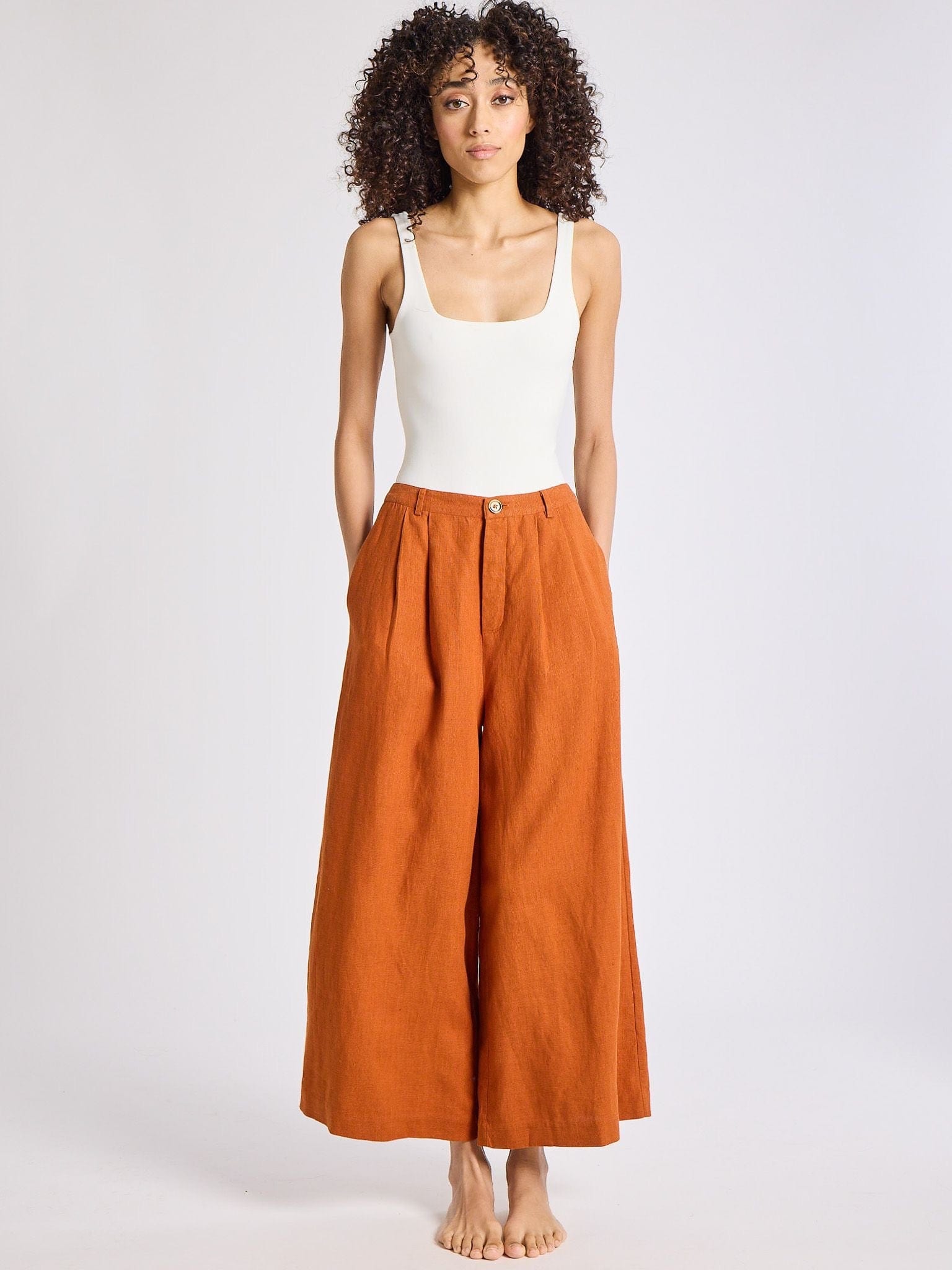 MILLE Clothing Avie Pant in Sepia Linen