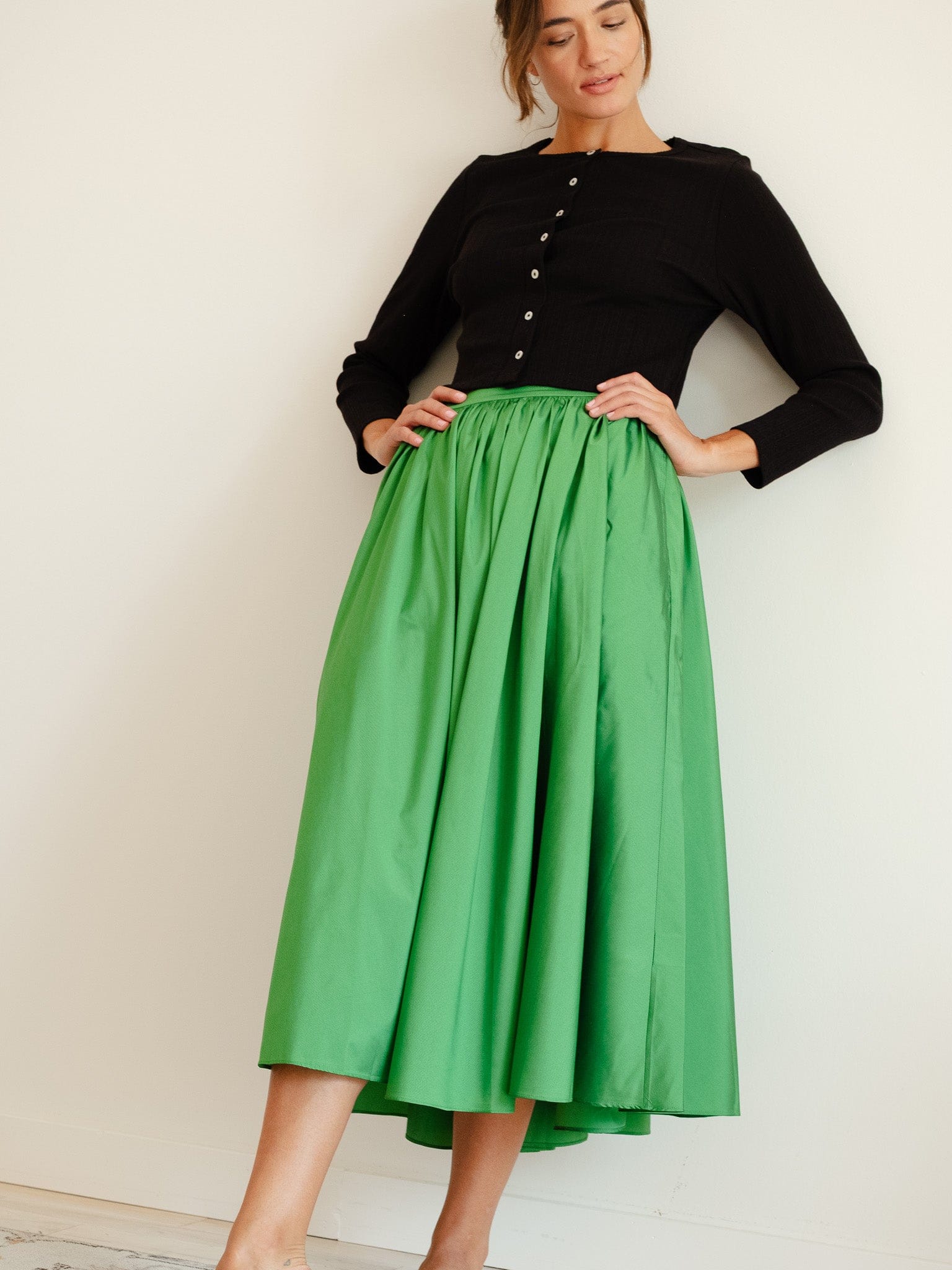 MILLE Clothing Ayla Skirt in Kelly Taffeta