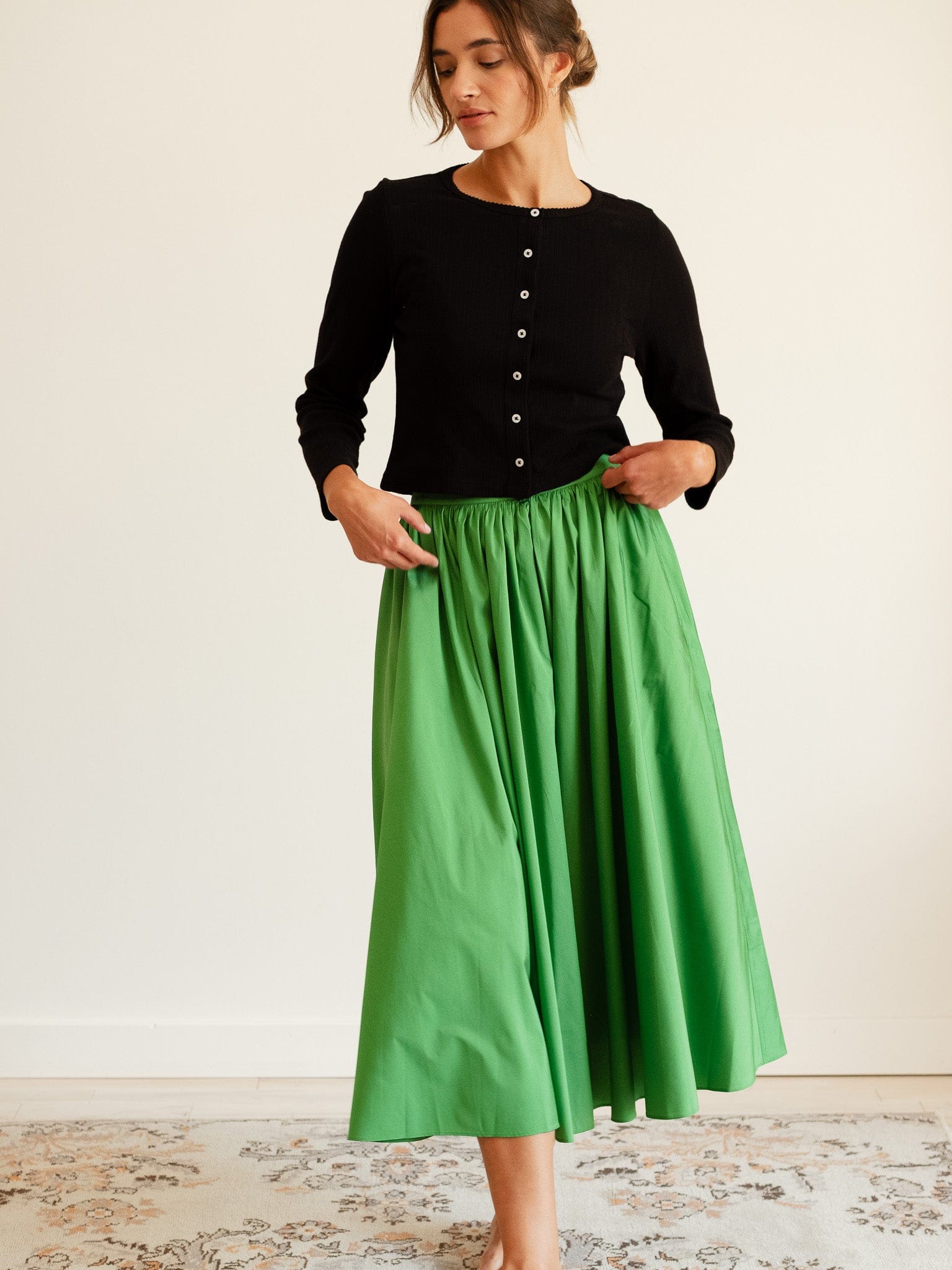 MILLE Clothing Ayla Skirt in Kelly Taffeta