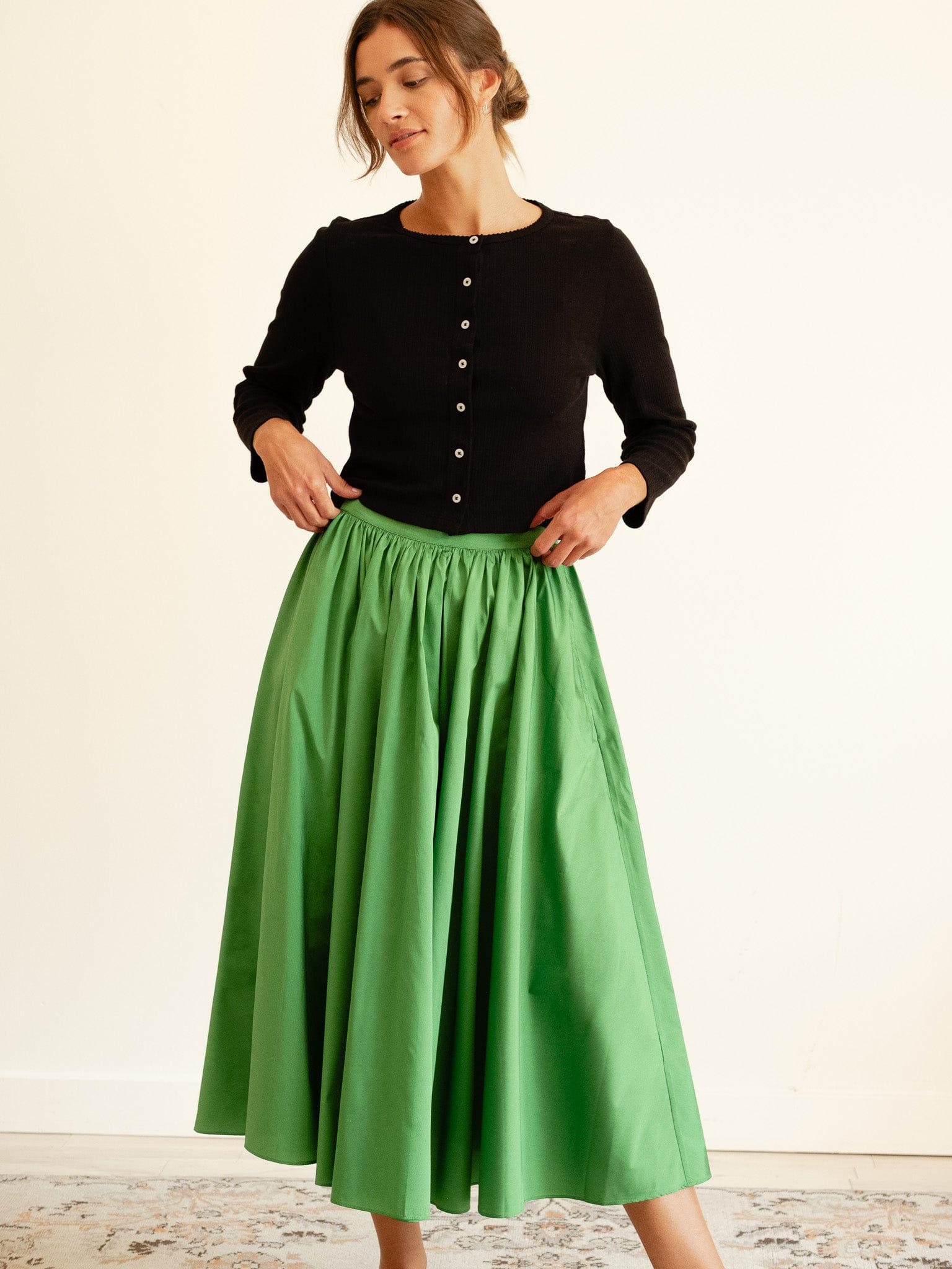 MILLE Clothing Ayla Skirt in Kelly Taffeta