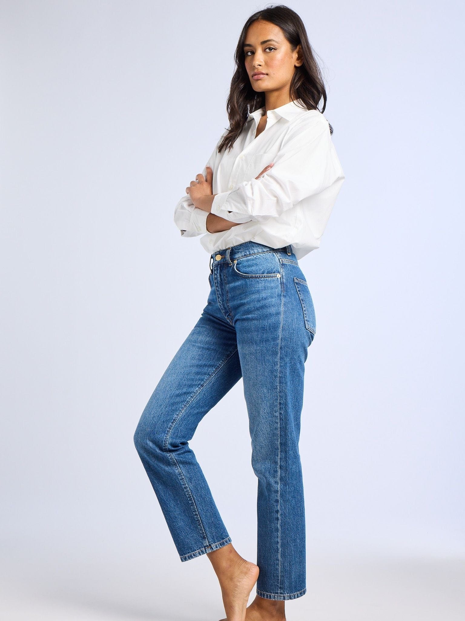 MILLE Clothing Brooke Mid Rise Slim Fit Jean in Topanga