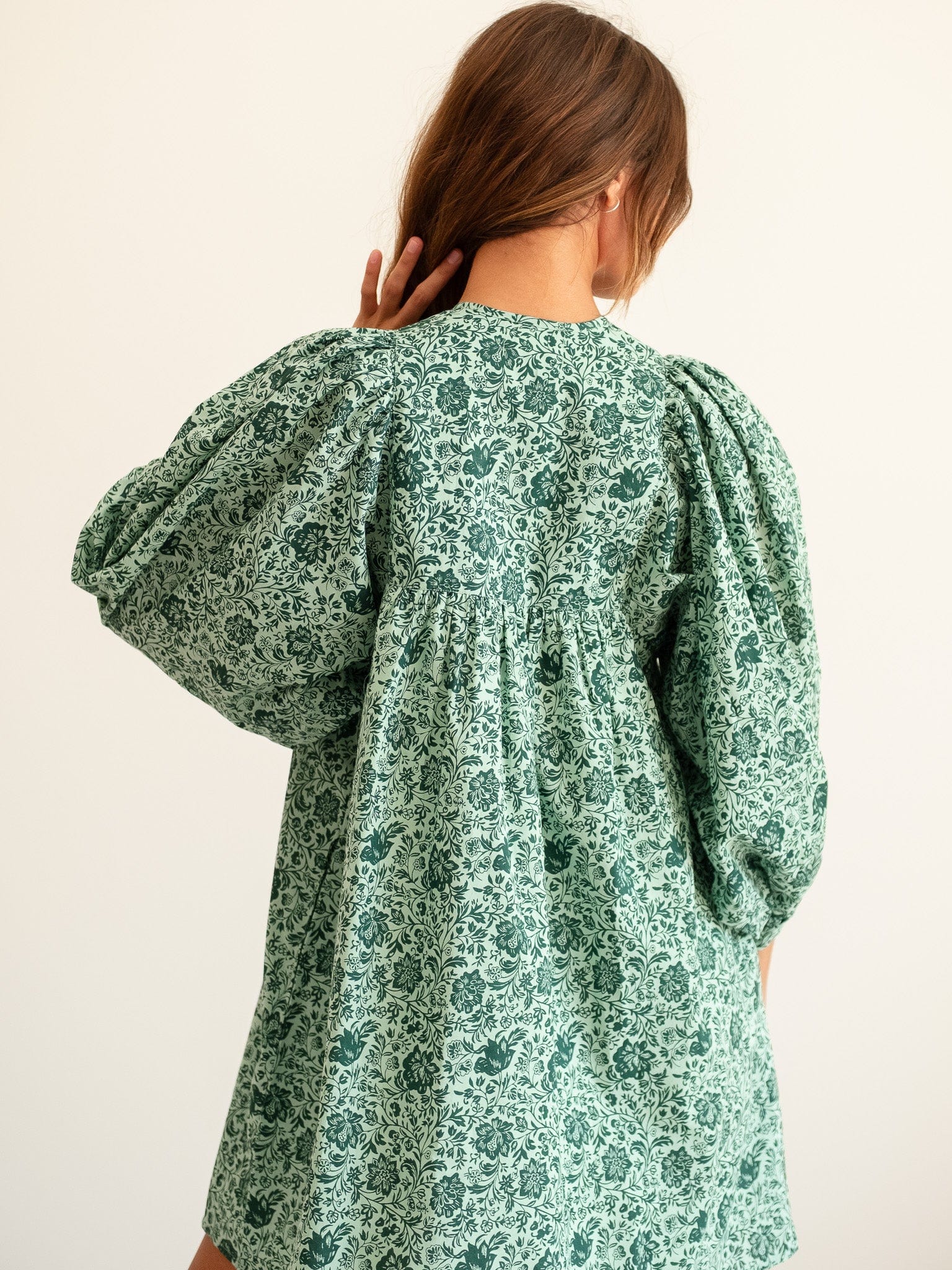 MILLE Clothing Daisy Dress in Jade Floral