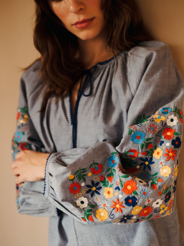 Lara Top in Garden Embroidery — view 3