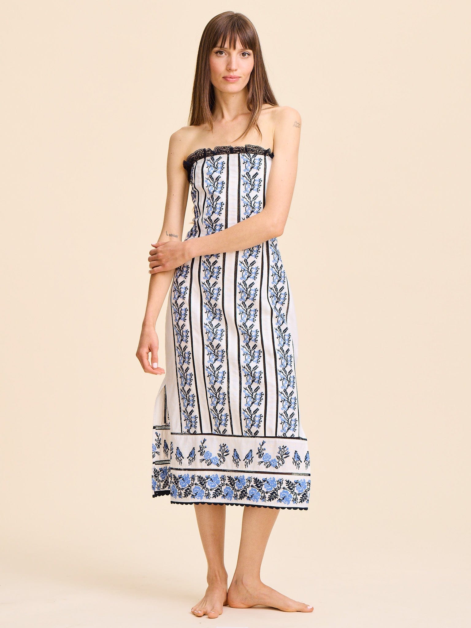 MILLE Liliana Dress in Santorini Embroidery M MILLE Liliana Dress in Santorini Embroidery M