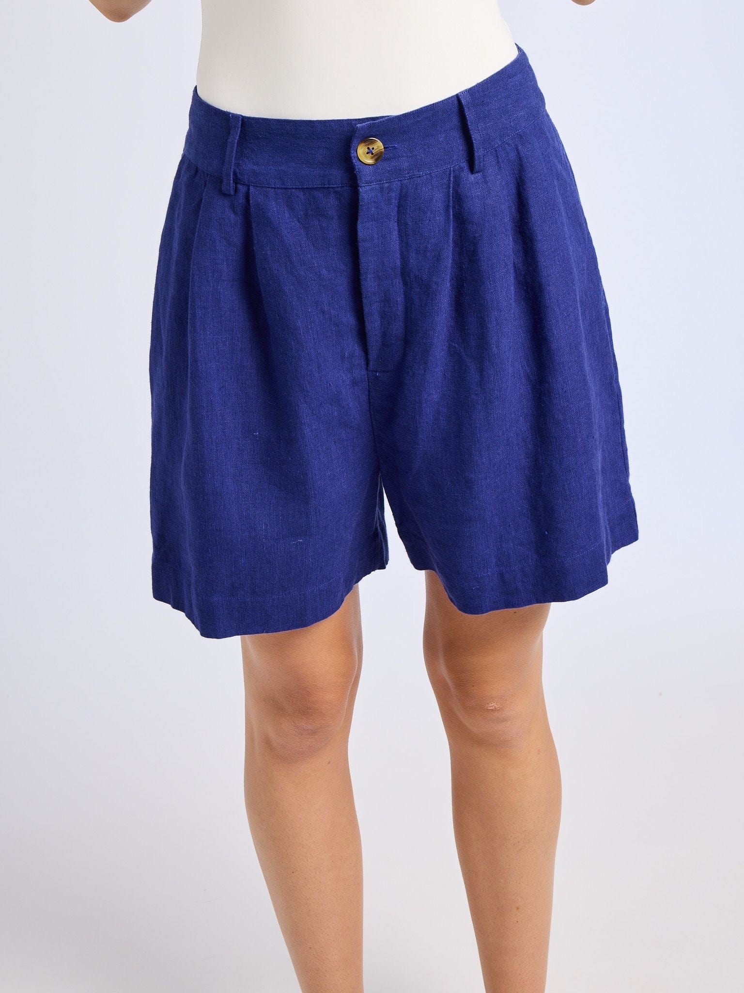 Maxwell Short in Navy Linen – MILLE