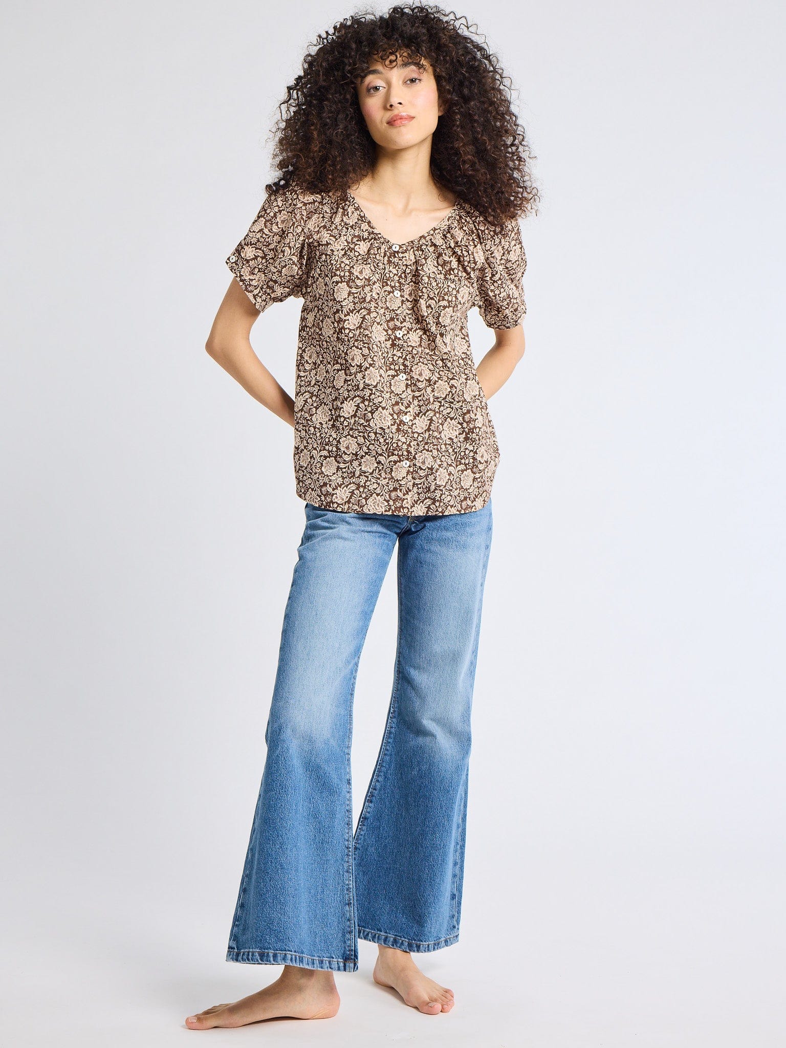 MILLE Clothing Naomi Top in Cocoa Floral