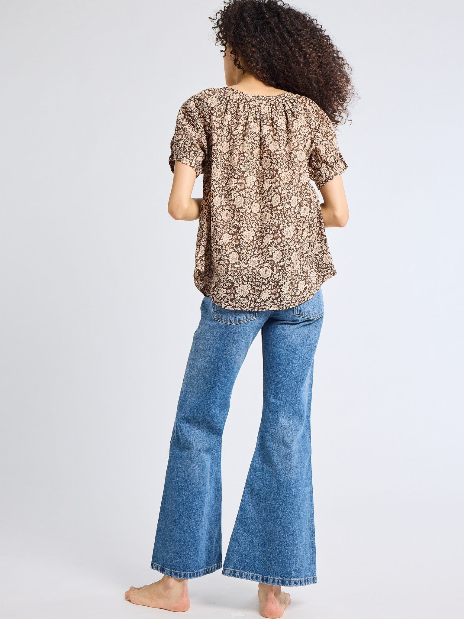 MILLE Clothing Naomi Top in Cocoa Floral