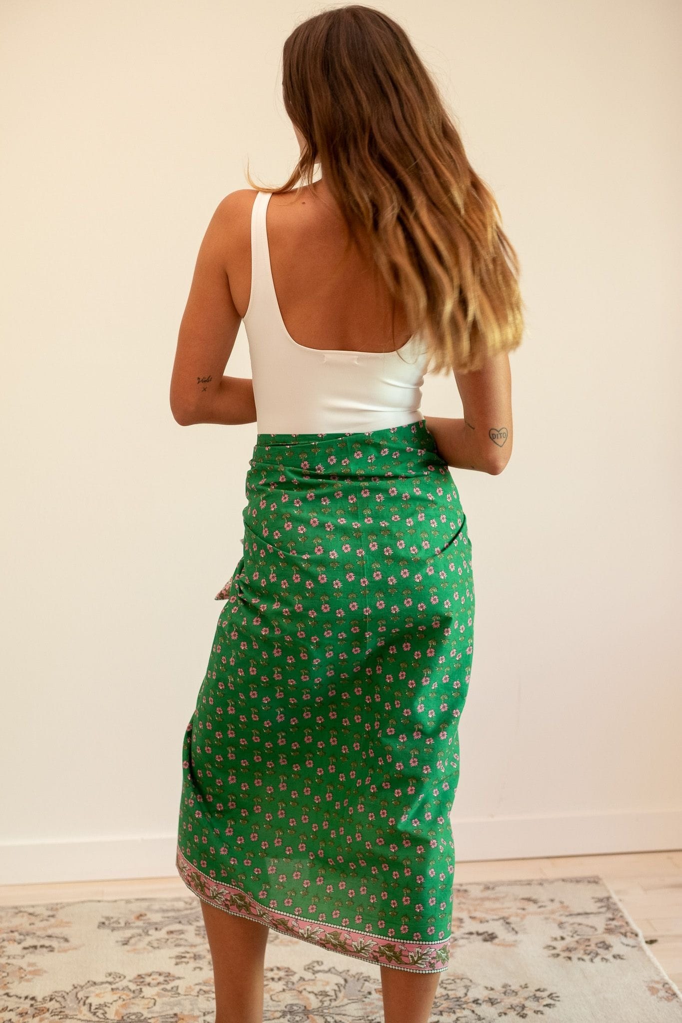 MILLE Clothing One Size Pareo in Jelly Bean