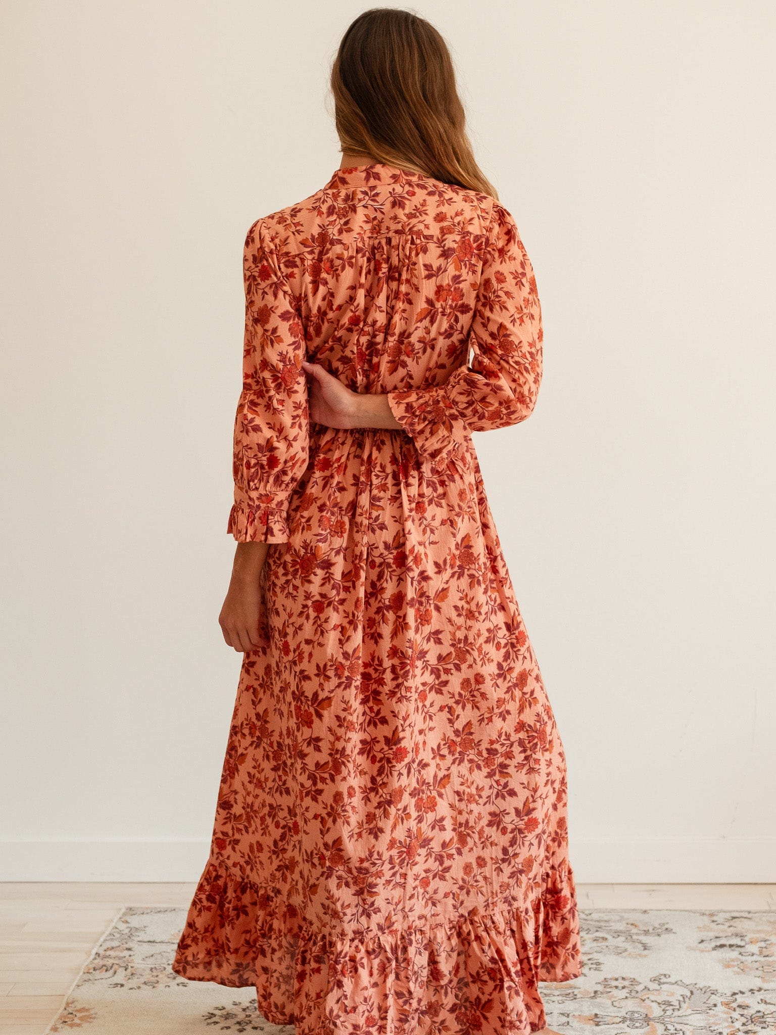 MILLE Clothing Simone Dress in Peach Montmartre