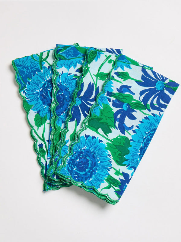 Scalloped Dinner Napkins, Set of 4 — view 7