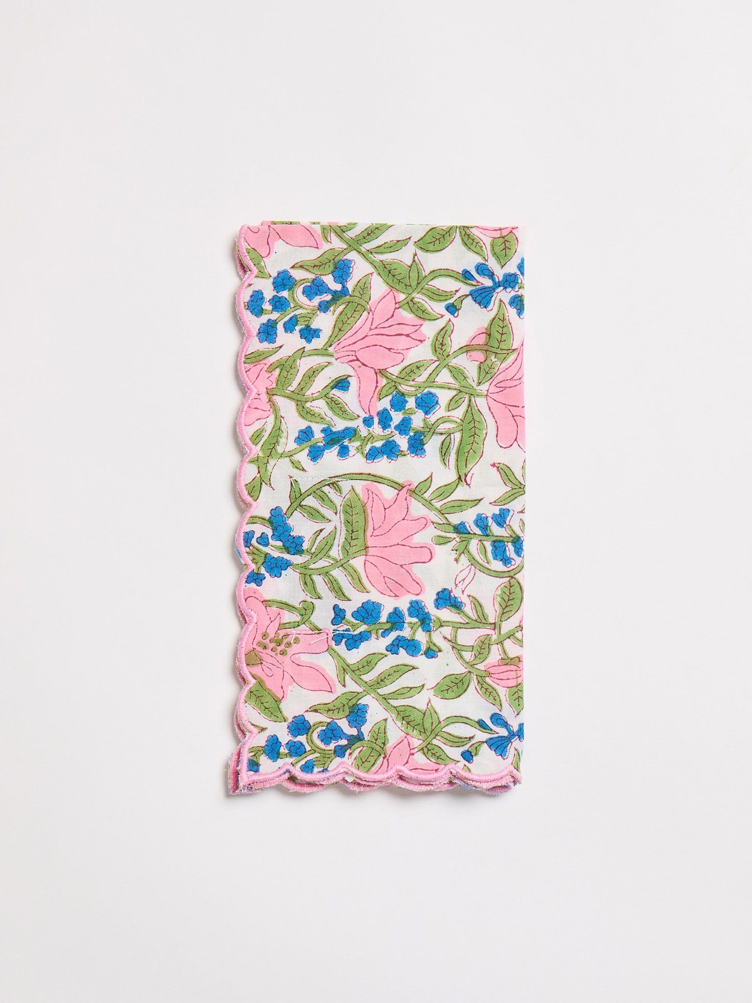 Scalloped Dinner Napkins - Thumbnail 5