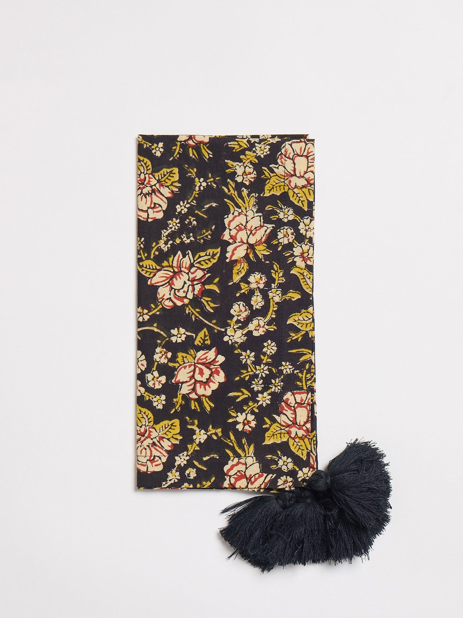 Tassel Dinner Napkins, Set of 4 - Thumbnail 2