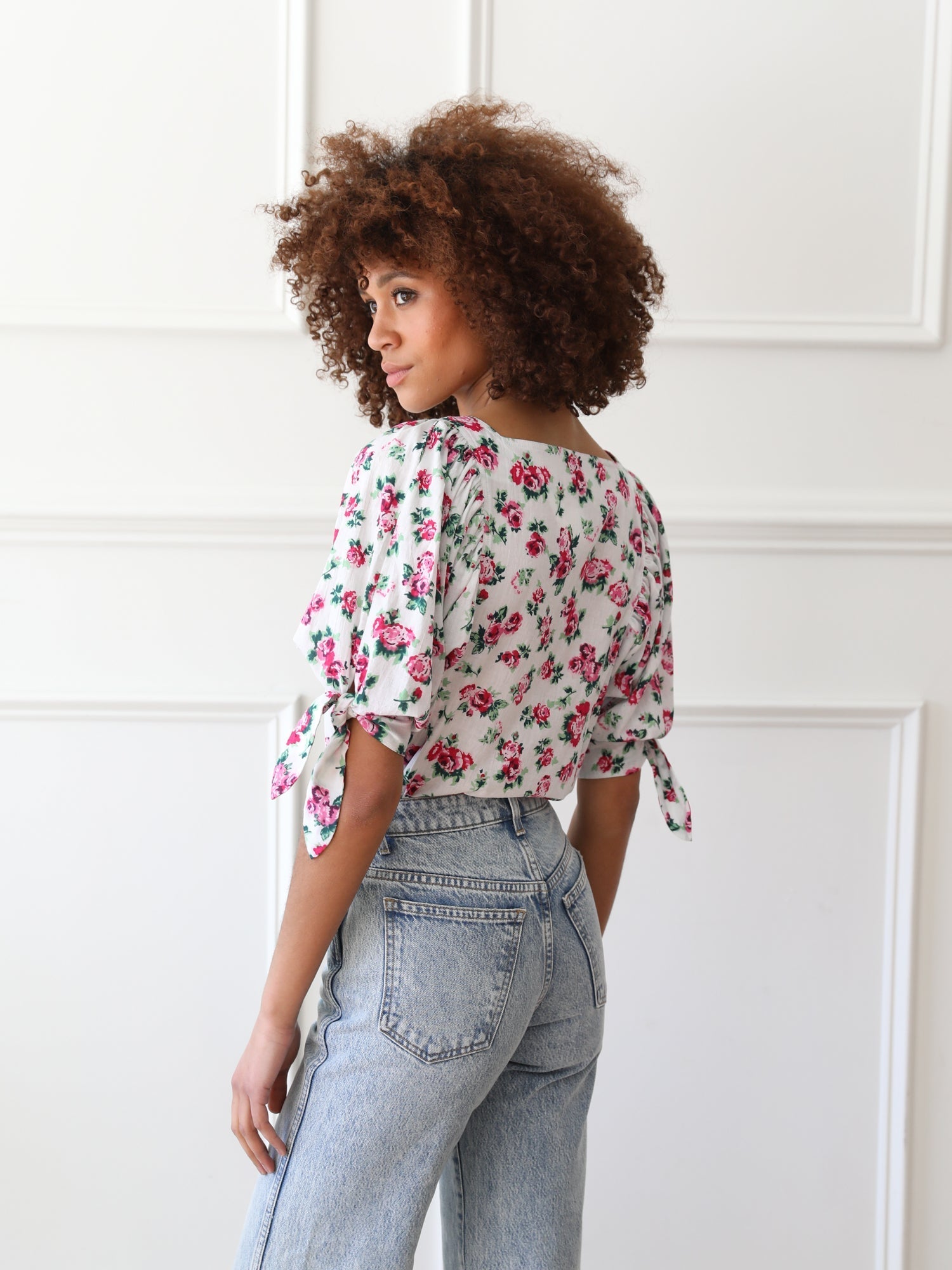 MILLE Clothing Evelyn Top in Pink Roses