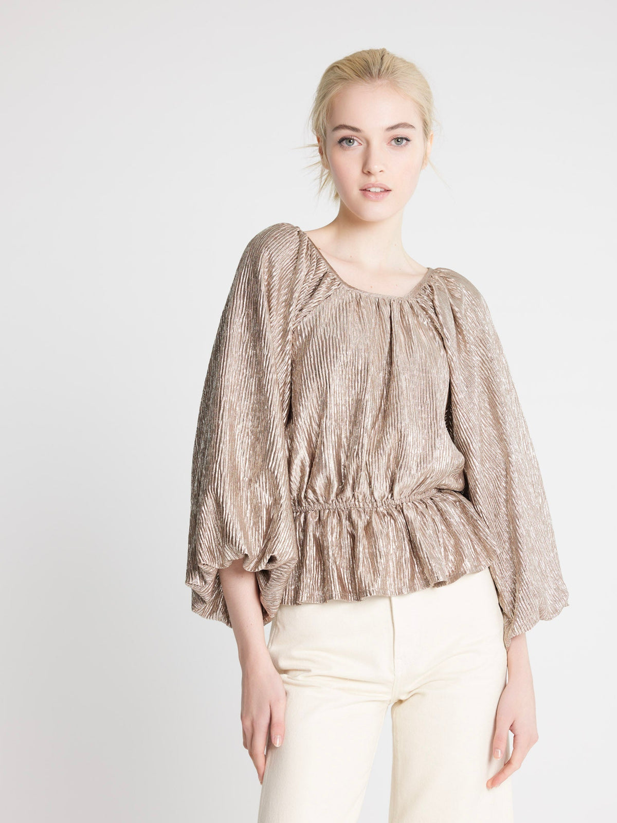 Karis Top in Lux — The cut