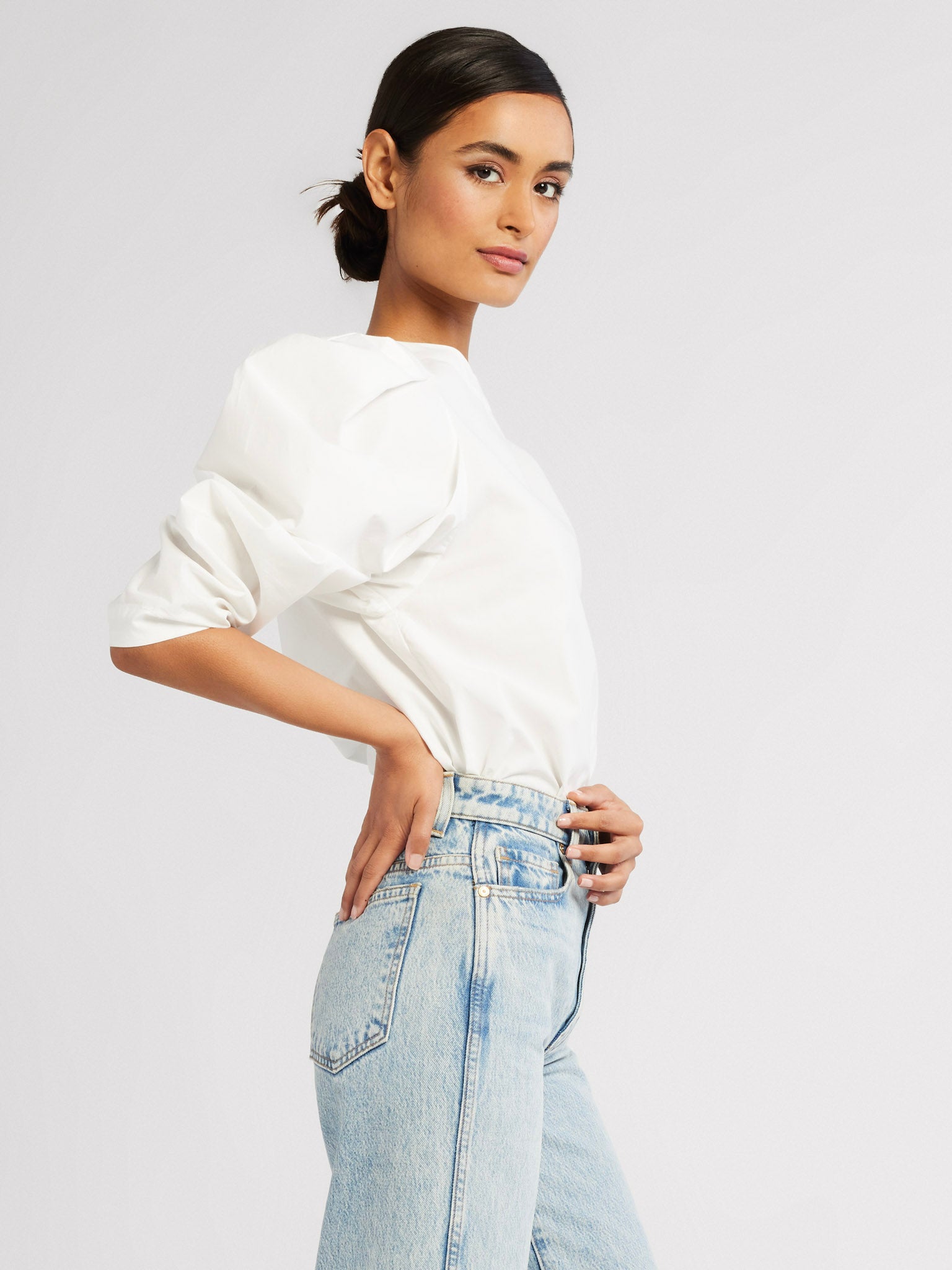 Lila Top in White – MILLE